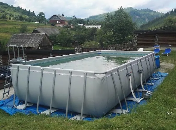 Деревянный коттедж гірський релакс