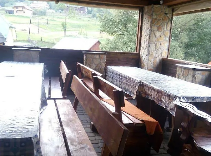 гірський релакс Деревянный коттедж *